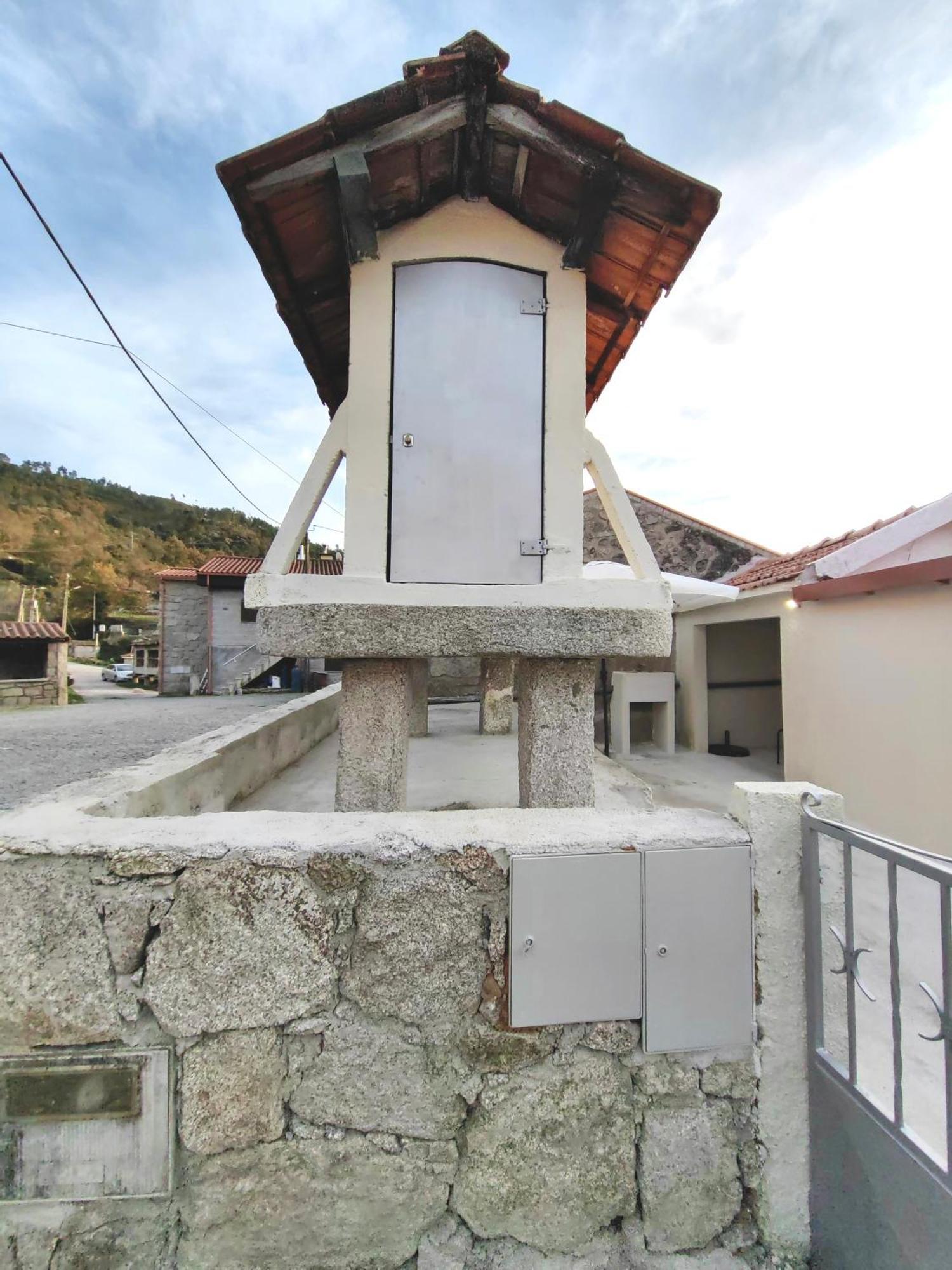 Vale Das 7Lagoas Geres Buitenkant foto